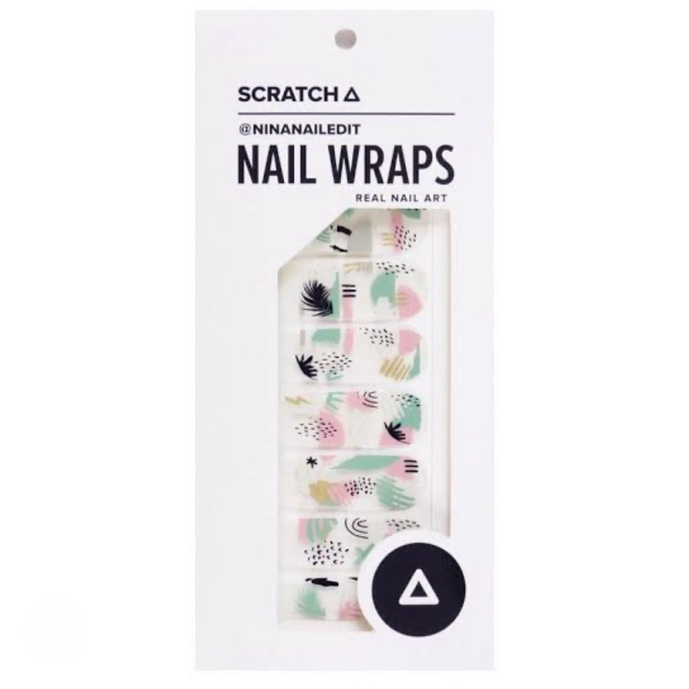 🪩 NEW & SEALED Scratch Nail Wraps